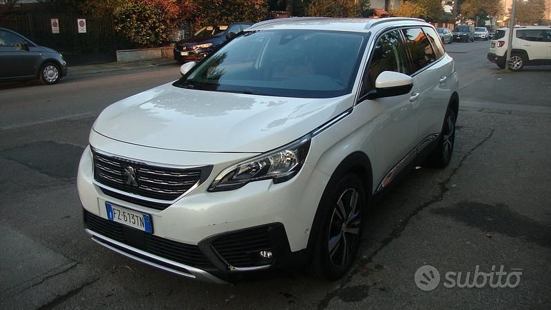 Usata Peugeot 5008 Business-Line 131 CV (96 kW) 2019 Bianco Station wagon