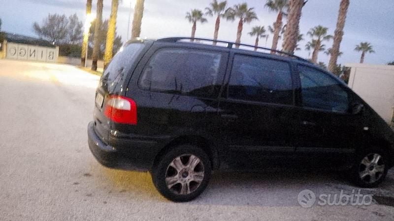 Usata Ford Galaxy 2001 Nero Monovolume