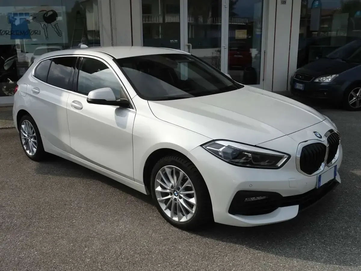 Usata BMW 118 Advantage 150 CV (110 kW) 2022 Other Utilitaria