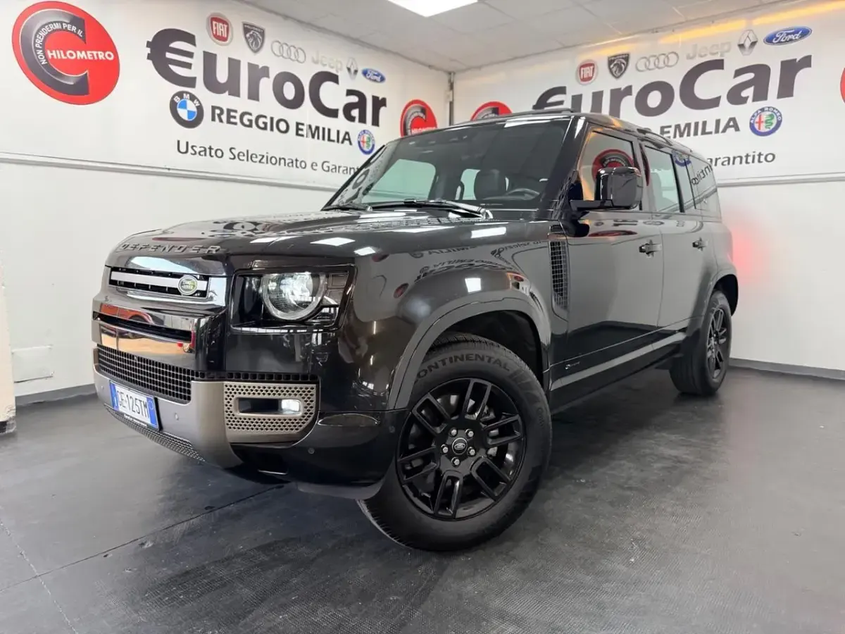 Usata Land Rover Defender HSE Dynamic 248 CV (182 kW) 2021 Nero SUV