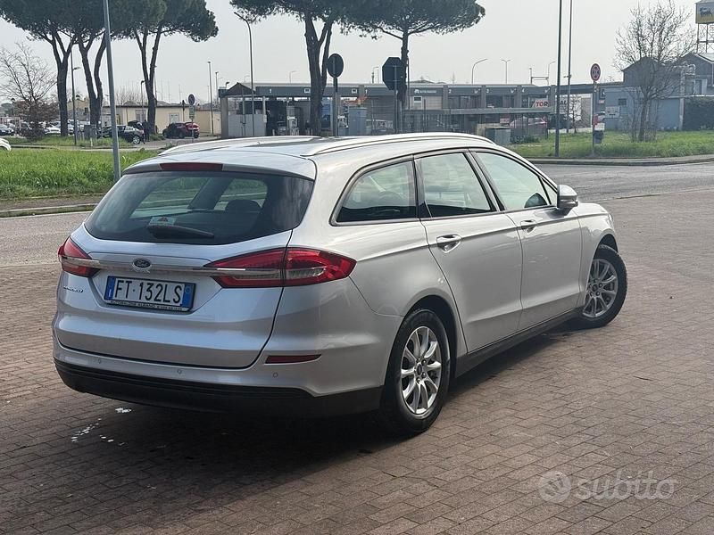 Usata Ford Mondeo S 150 CV (110 kW) 2019 Grigio Station wagon