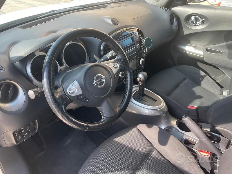 Usata Nissan Juke Acenta 117 CV (86 kW) 2011 Bianco SUV