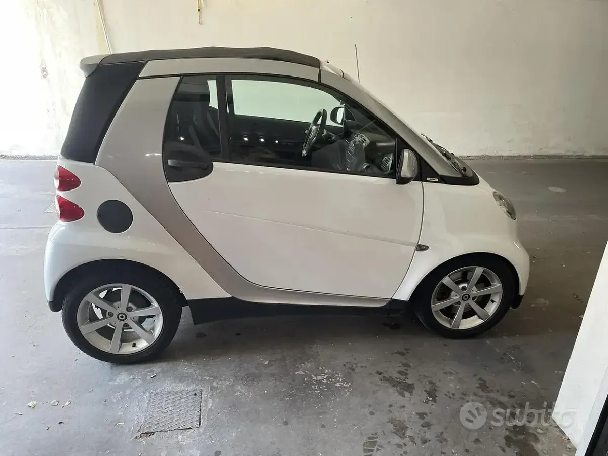 Usata Smart ForTwo Cabrio 71 CV (52 kW) 2010 Bianco Cabrio