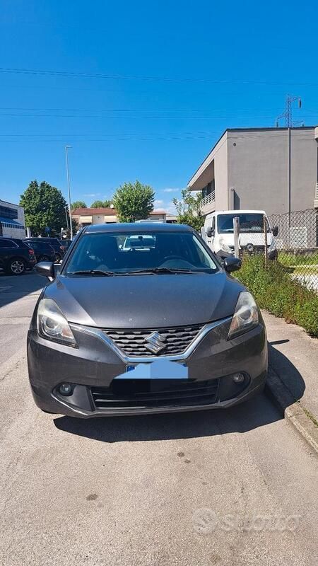 Grigio Usata 2017 Suzuki Baleno | 9500 € - Immagine 1/4