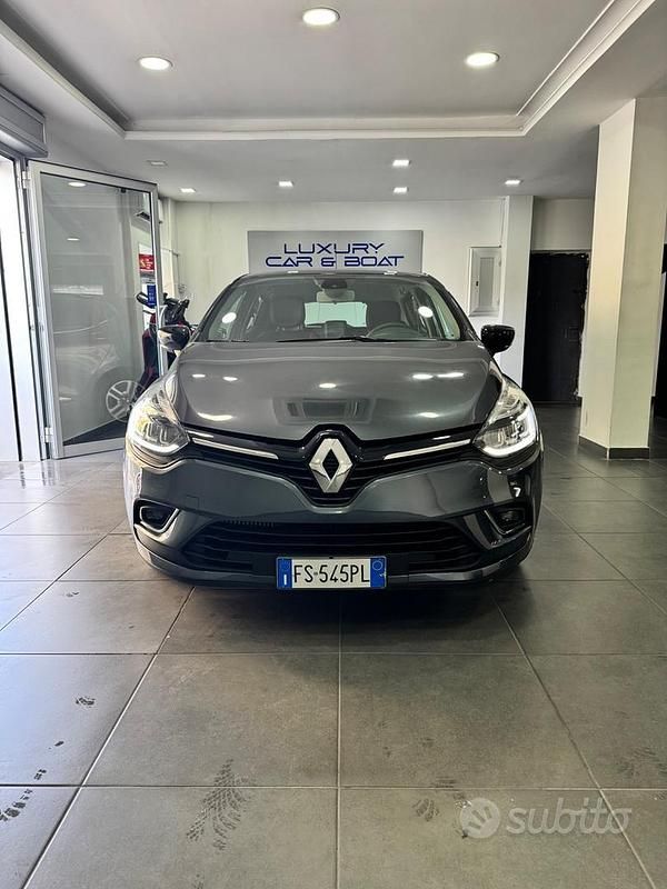 Blu Usata 2019 Renault Clio IV Intens Berlina | 9990 € (Super prezzo) - Immagine 1/4