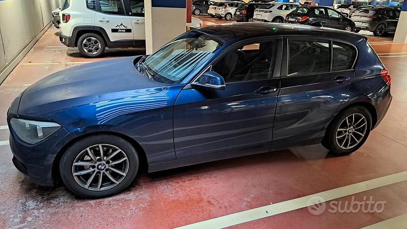 Usata BMW 116 2012 Blu Utilitaria