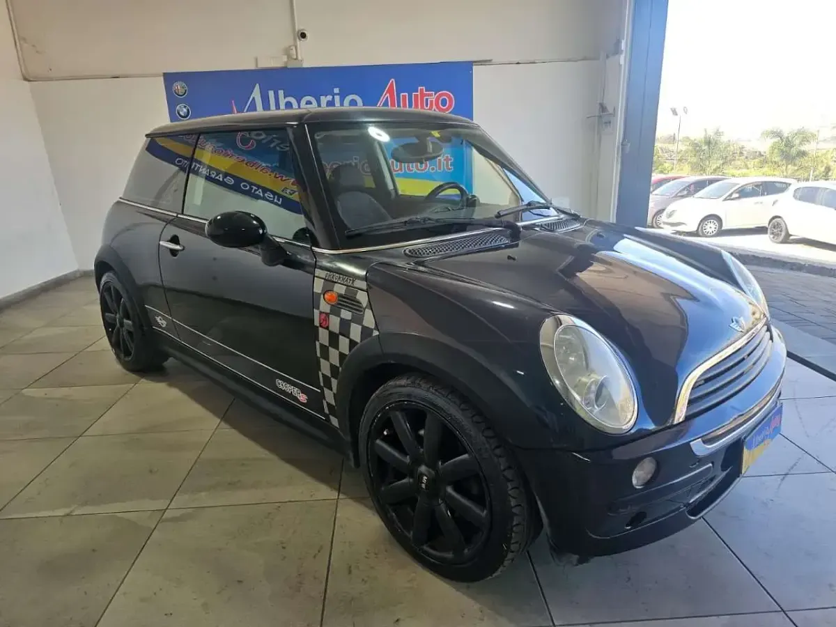 Usata Mini One D 88 CV (64 kW) 2006 Nero Utilitaria