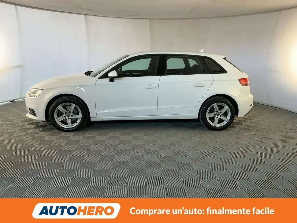 Usata Audi A3 150 CV (110 kW) 2018 Bianco Berlina