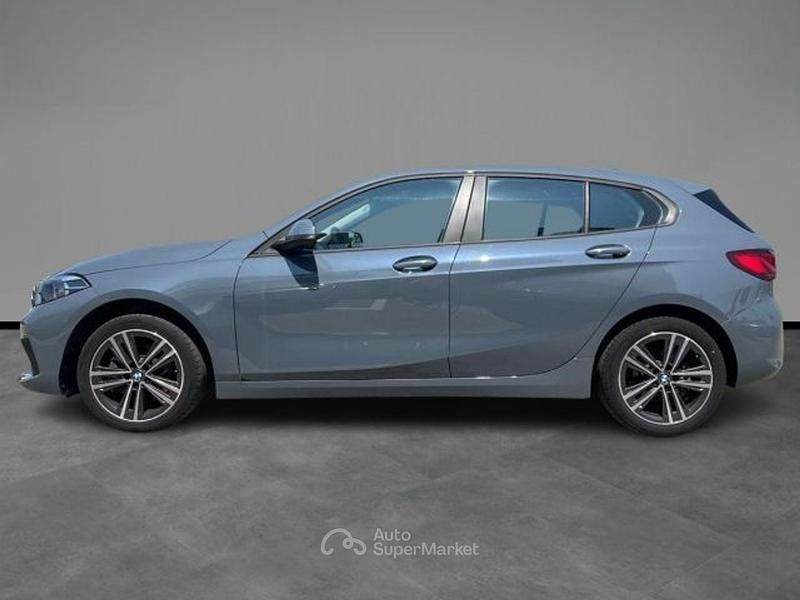 Usata BMW 118 Advantage 136 CV (100 kW) 2023 Grigio Utilitaria