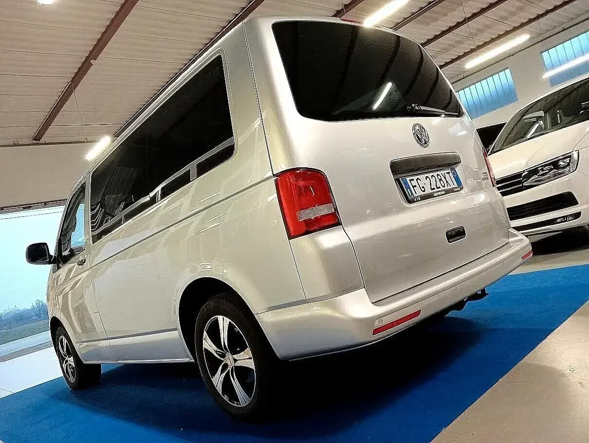 Usata VW T5 140 CV (102 kW) 2013 Argento Furgone