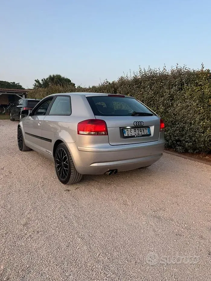 Usata Audi A3 Sport 140 CV (102 kW) 2009 Grigio Utilitaria