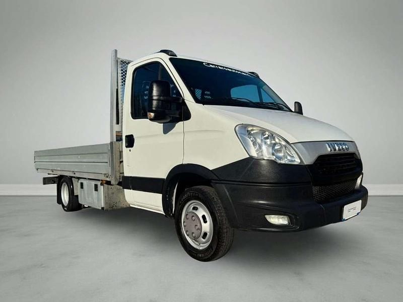 Usata Iveco Daily 130 CV (95 kW) 2012 Bianco
