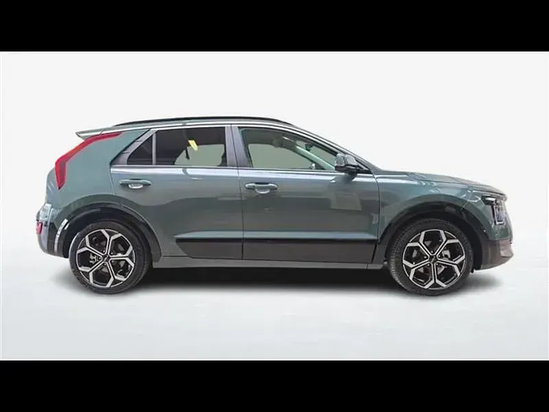 Usata Kia Niro 105 CV (77 kW) 2023 Verde chiaro SUV