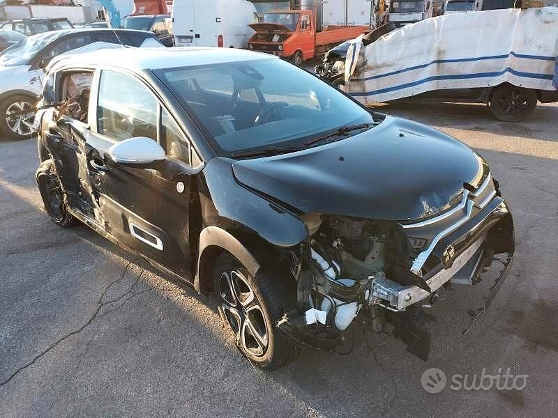 Usata Citroën C3 PureTech 83 CV (61 kW) 2022 Nero Utilitaria