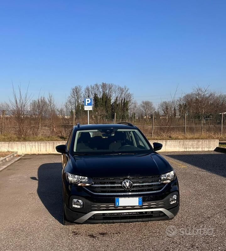 Usata 2023 VW T-Cross Style SUV | 17.500 € (Buon prezzo) - Immagine 1/4