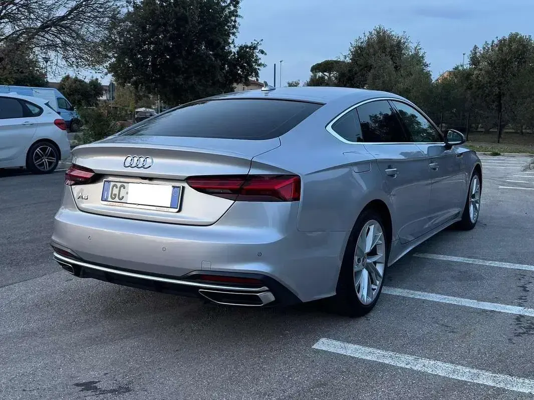 Usata Audi A5 Sportback Advanced Plus 190 CV (139 kW) 2020 Argento Utilitaria
