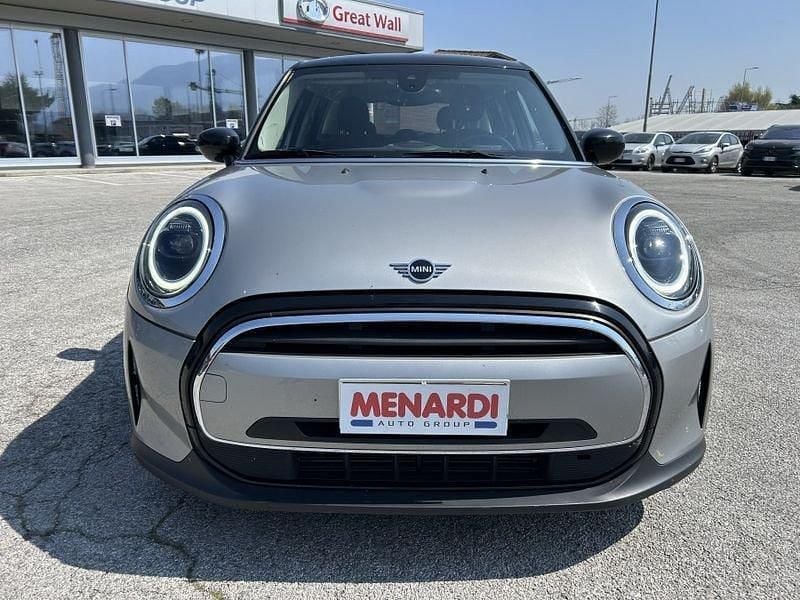 Usado Mini Cooper 136 HP (100 kW) 2024 Prateado Citadino