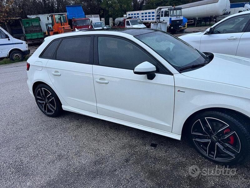 Usata Audi A3 Attraction 105 CV (77 kW) 2013 Bianco Berlina