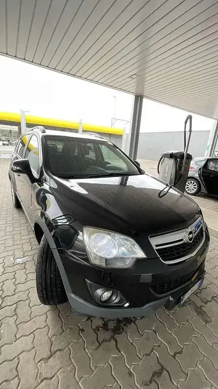 Usata Opel Antara Cosmo 163 CV (119 kW) 2013 Oro SUV