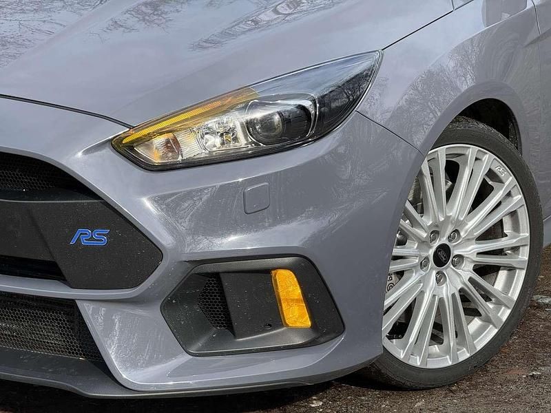 Usata Ford Focus RS 349 CV (256 kW) 2017 Grigio Berlina