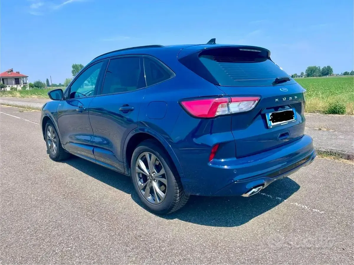 Usata Ford Kuga ST-Line 120 CV (88 kW) 2023 SUV