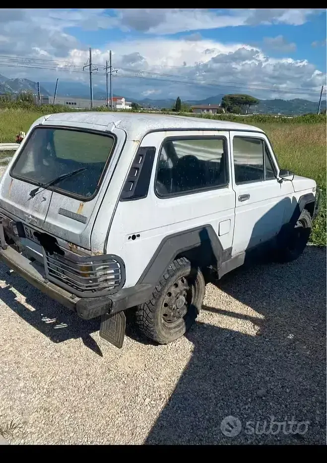 Usata Lada niva 75 CV (55 kW) 1990 SUV