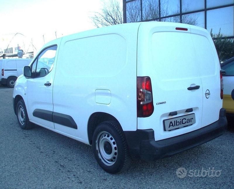 Usata Opel Combo S 110 CV (80 kW) 2020 Bianco Monovolume