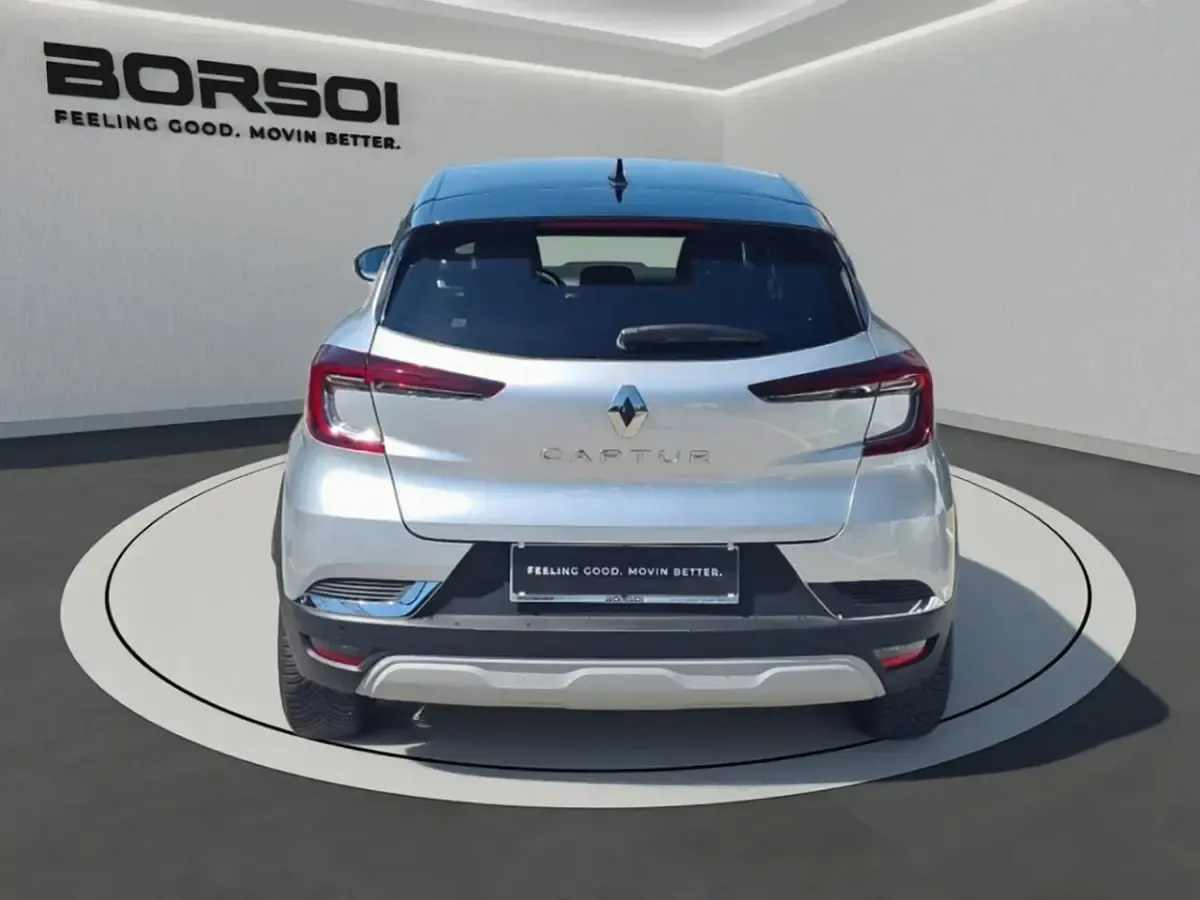 Usata Renault Captur Techno 91 CV (66 kW) 2024 Gris highland SUV