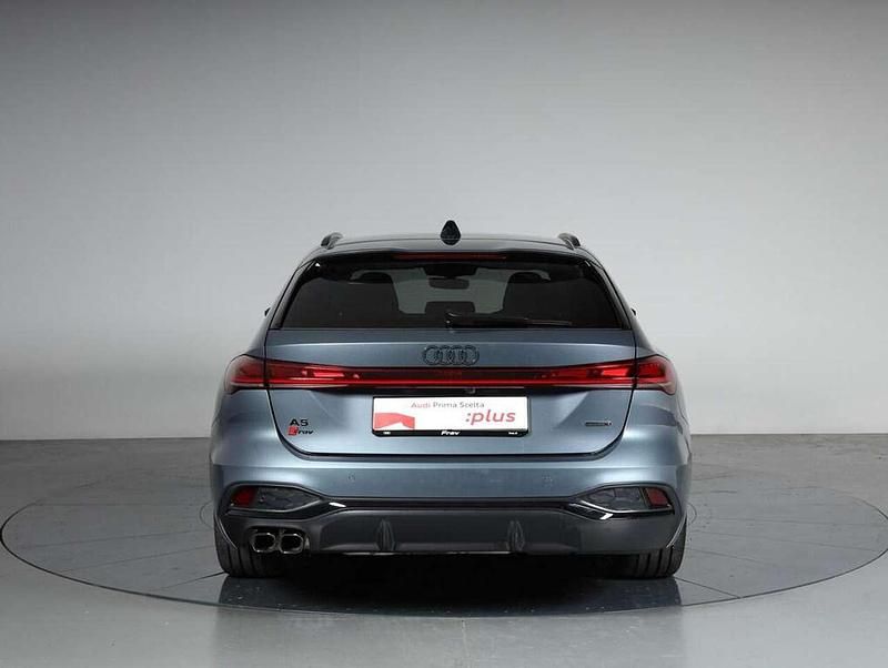 Usata Audi A5 S-Line 204 CV (150 kW) 2025 Blu orizzonte metallizzato Station wagon