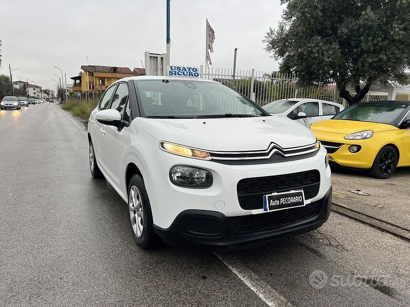 Usata Citroën C3 Feel 67 CV (49 kW) 2017 Marrone Berlina