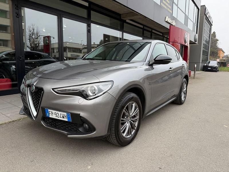 Usata Alfa Romeo Stelvio Super 190 CV (139 kW) 2018 SUV
