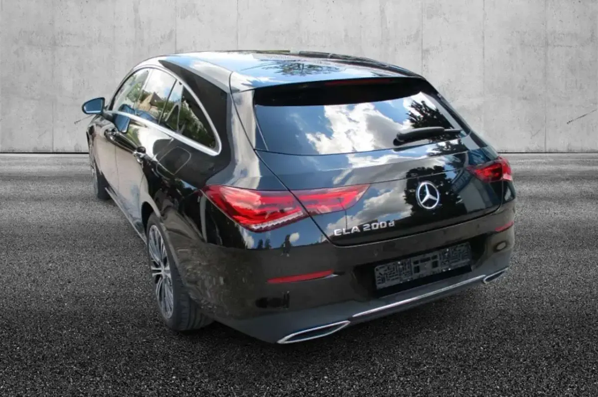 Usata Mercedes CLA200 150 CV (110 kW) 2021 Nero Coupé