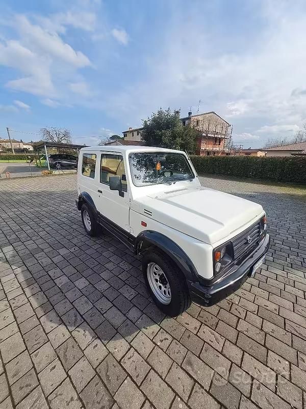 Usata Suzuki Samurai 64 CV (47 kW) 2002 Bianco SUV