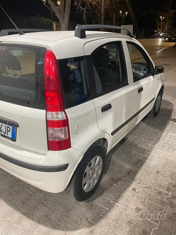 Usata Fiat Panda 69 CV (50 kW) 2009 Bianco Utilitaria