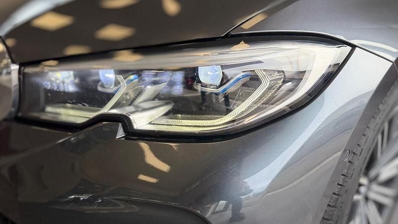 Usata BMW 330e Sport Line 285 CV (209 kW) 2020 Grigio Berlina