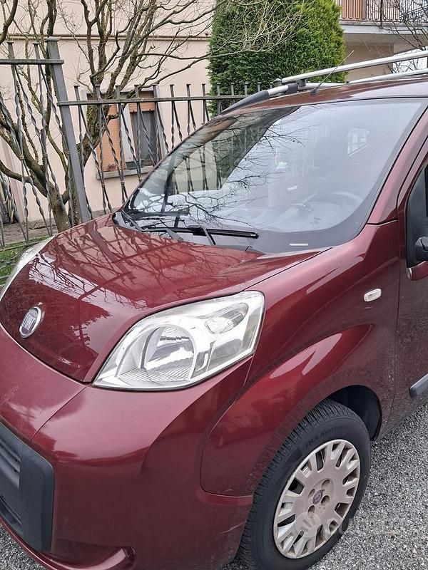 Usata Fiat Qubo Trekking 77 CV (56 kW) 2012 Rosso Monovolume