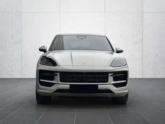 Usata Porsche Cayenne Coupe GTS 500 CV (367 kW) 2026 Grigio pastello SUV
