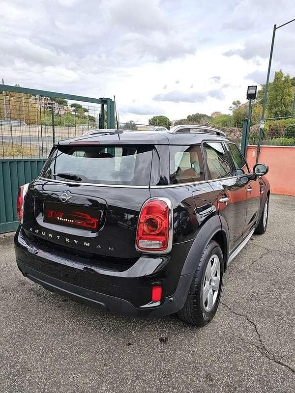 Usata Mini One Countryman Business 102 CV (75 kW) 2020 Nero SUV