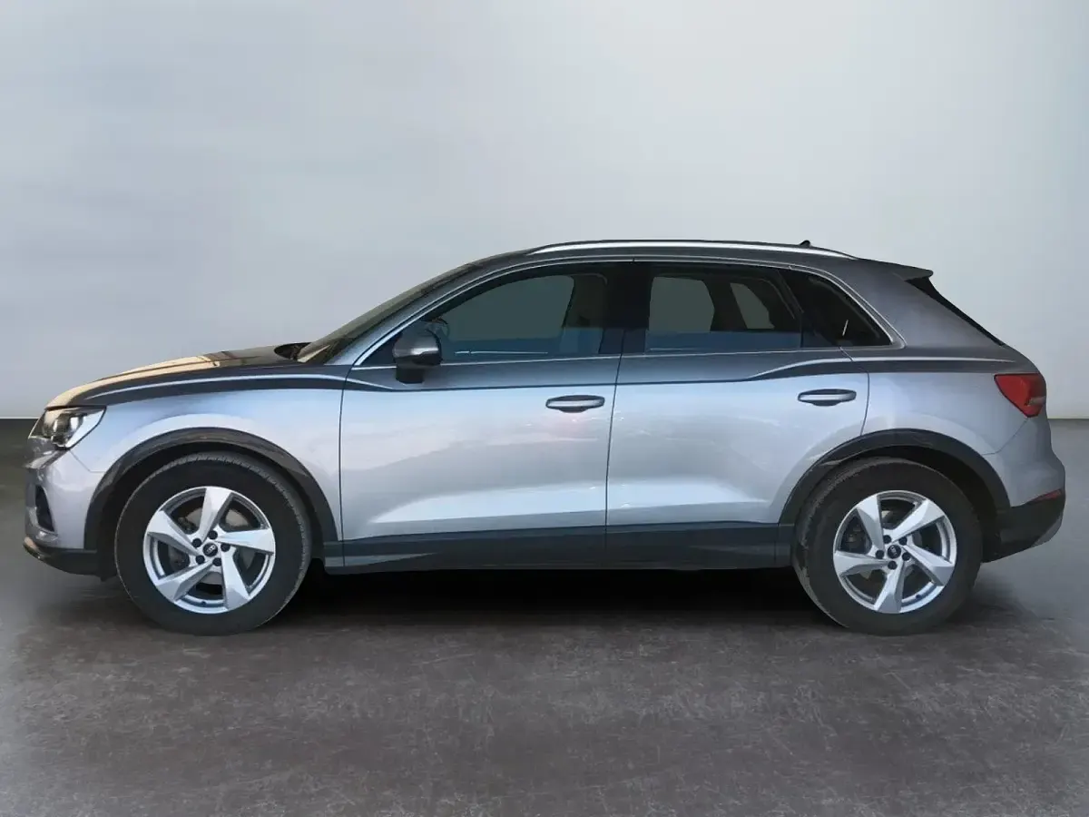 Usata Audi Q3 Advanced 150 CV (110 kW) 2019 Argento SUV