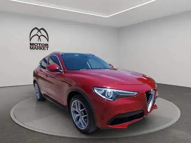 Usata Alfa Romeo Stelvio Ti 280 CV (205 kW) 2020 Rosso alfa SUV