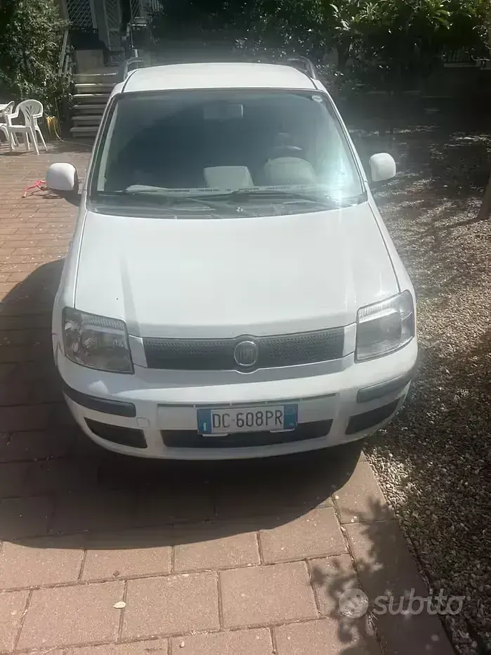 Usata Fiat Panda 69 CV (50 kW) 2006 Bianco Utilitaria