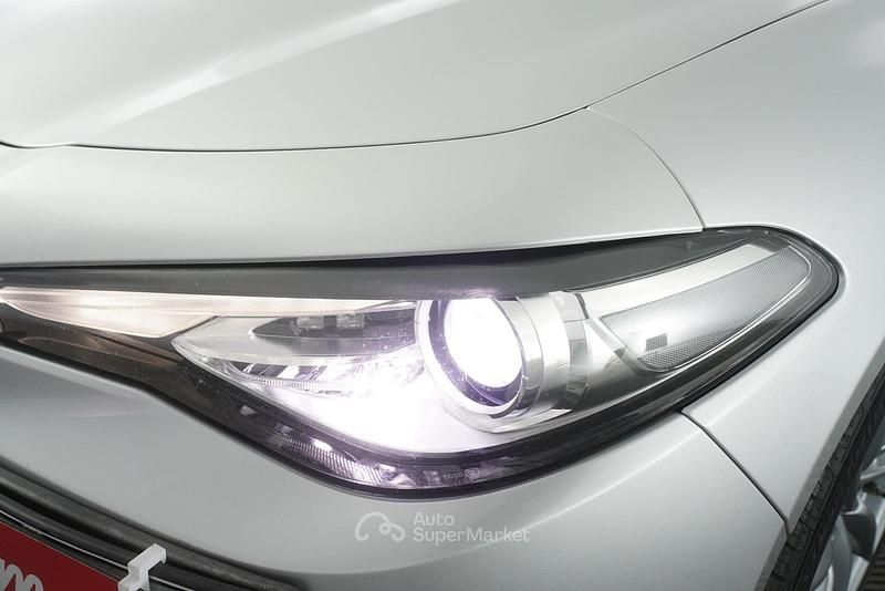 Usata Alfa Romeo Giulia Veloce 211 CV (155 kW) 2018 Grigio silverstone Berlina