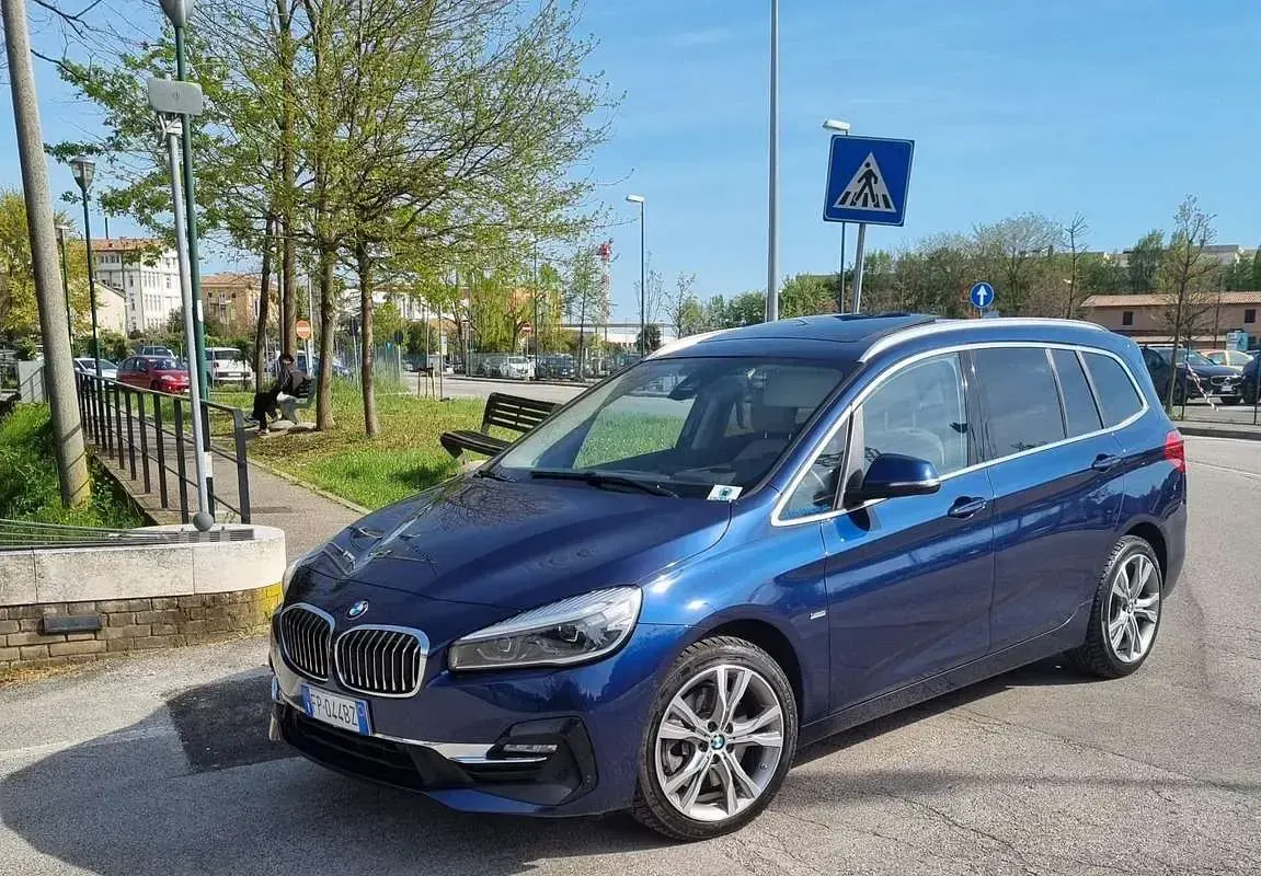 Usata BMW 218 Gran Tourer Luxury Line 150 CV (110 kW) 2019 Monovolume