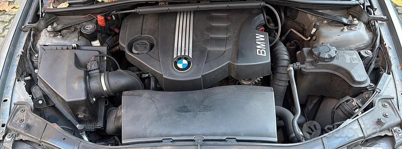 Usata BMW 320 177 CV (130 kW) 2009 Grigio Utilitaria