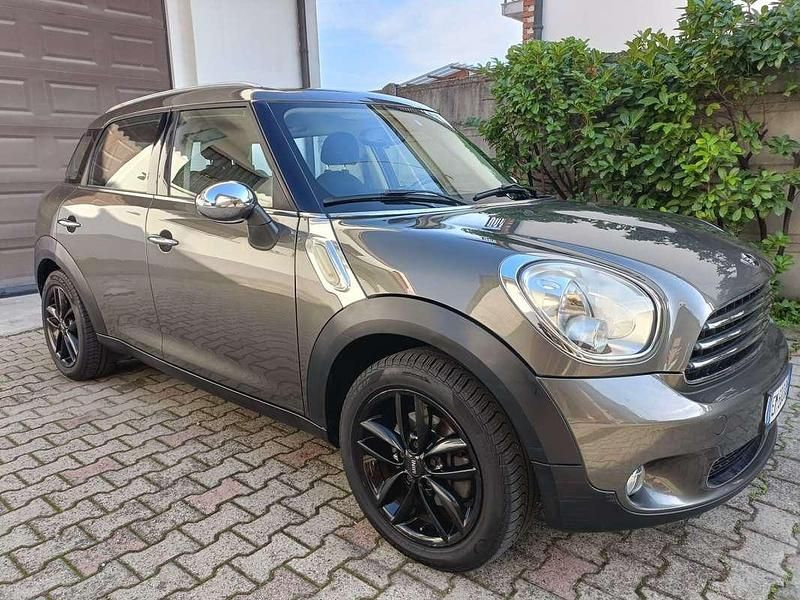 Usata 2012 Mini One Countryman SUV | 7700 € (Buon prezzo) - Immagine 1/4