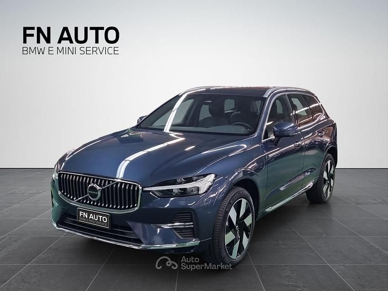 Blu/azzurro Usata 2024 Volvo XC60 Plus SUV | 44.900 € (Buon prezzo) - Immagine 1/4