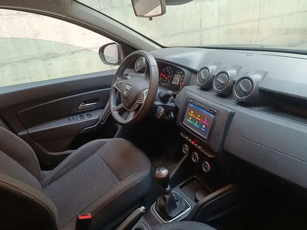 Usata Dacia Duster Comfort 116 CV (85 kW) 2019 Grigio SUV