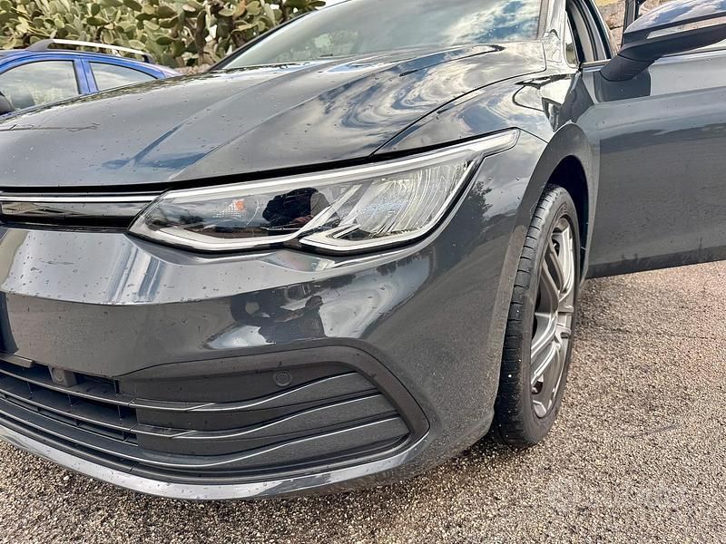 Usata VW Golf VII Sport 110 CV (80 kW) 2020 Berlina