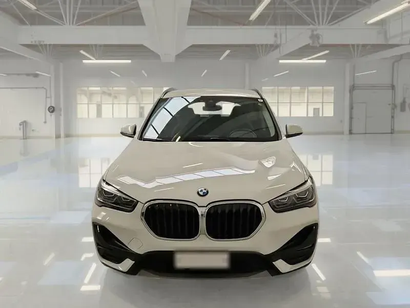 Usata BMW X1 Advantage 125 CV (91 kW) 2021 Bianco SUV