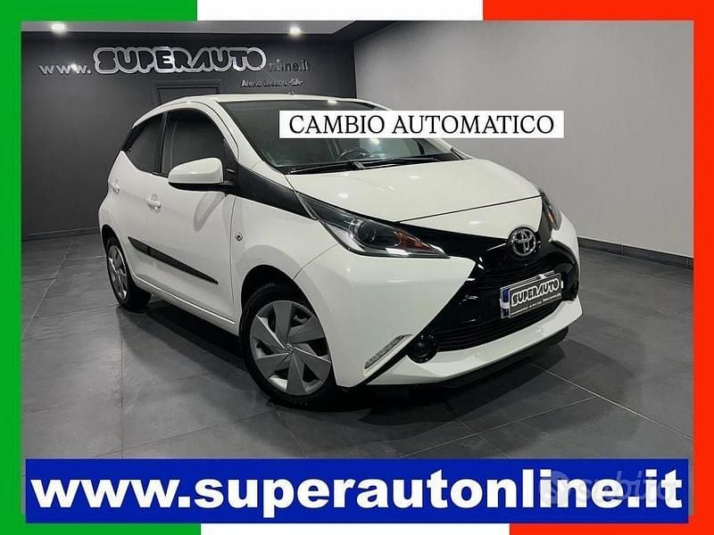 Usata Toyota Aygo X-clusiv 69 CV (50 kW) 2016 Bianco Utilitaria